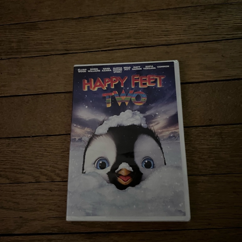 NWOT - MOVIE Happy Feet Two (DVD)